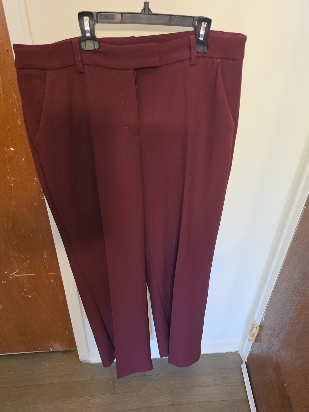 Express Women's Wide-Leg Trousers - Burgundy